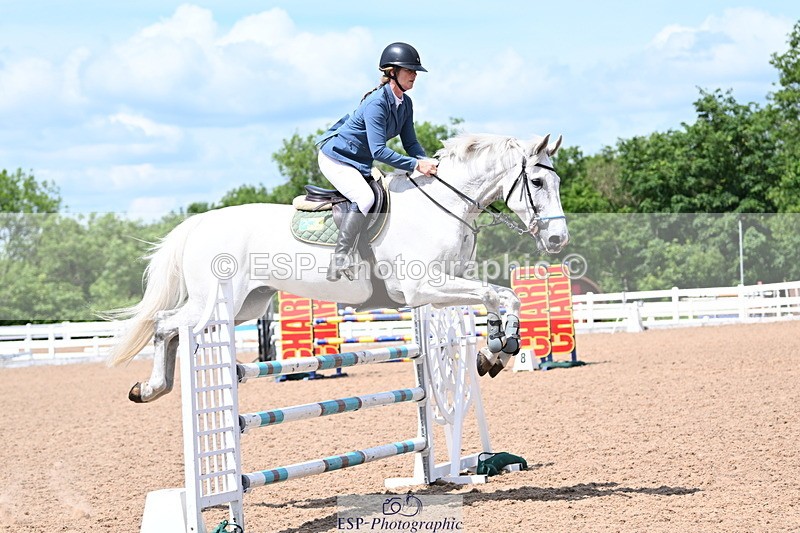 240619A-142917-00614 - Cls 4 Snr Newcomers and 1.10m Open