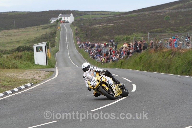 Ian Mackman Suzuki / InFront Motorcycles - Pokerstars Senior TT