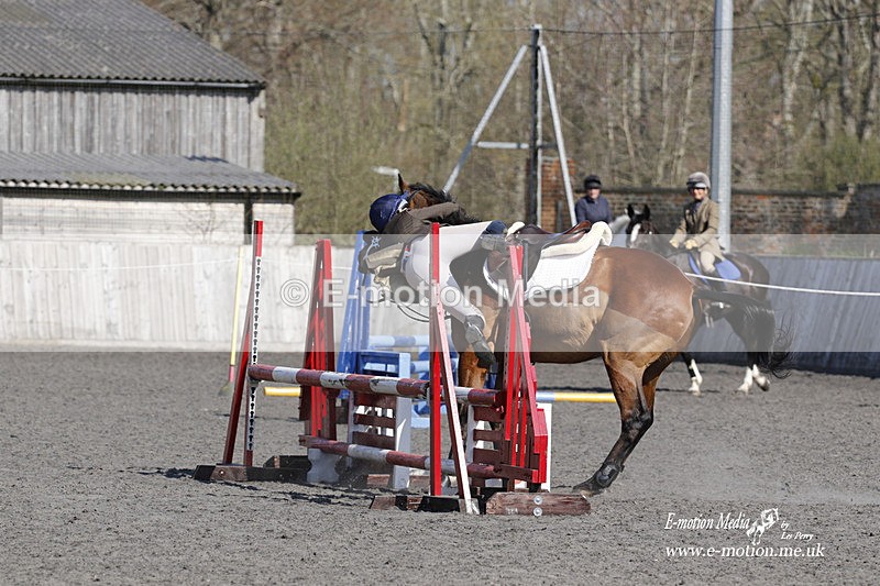 _EST0825 - Bourne Valley Riding Club Winter Showjumping 27/03/22