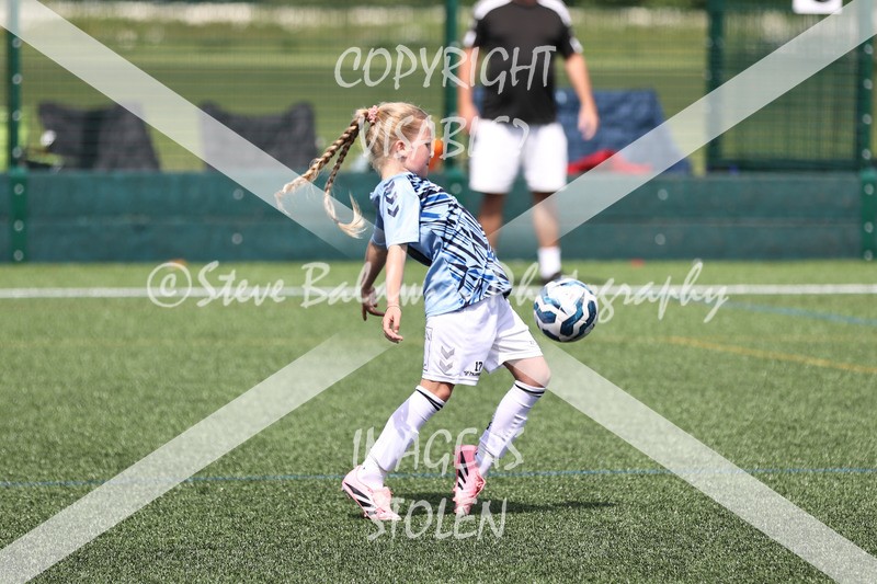 1DX31258 - Sat 13th U9 Girls