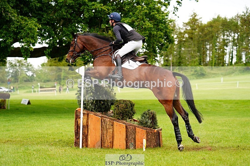 240525-164156-18847 - 262-MY_STAR_TURN-Tom_Jackson