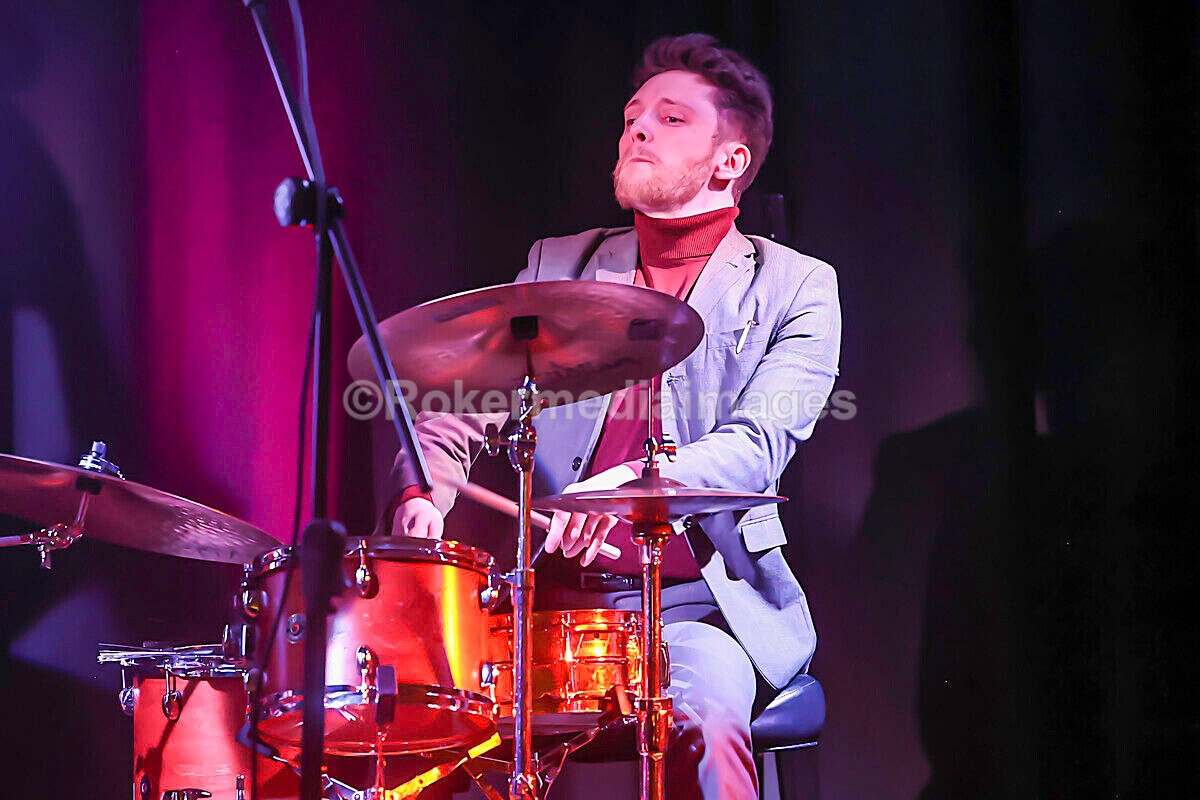 AMP  Ben-26 - AMP TRIO + Ben Holder