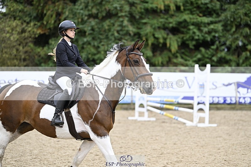 250830A-104602-05660 - Cls 21 British Novice and 90cm Open