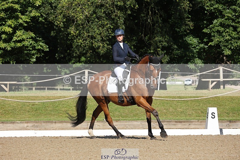 240719-090435-00015 - 171-Sophie_Hawke-Enormouse