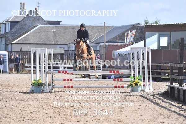 BPP_3643 - CLASS 4 Senior BritiNovice/ 90cm Open