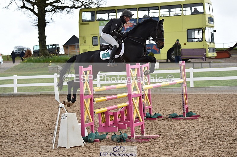 240327A-125940-00490 - Cls 4 Newcomers and 1.10m Open