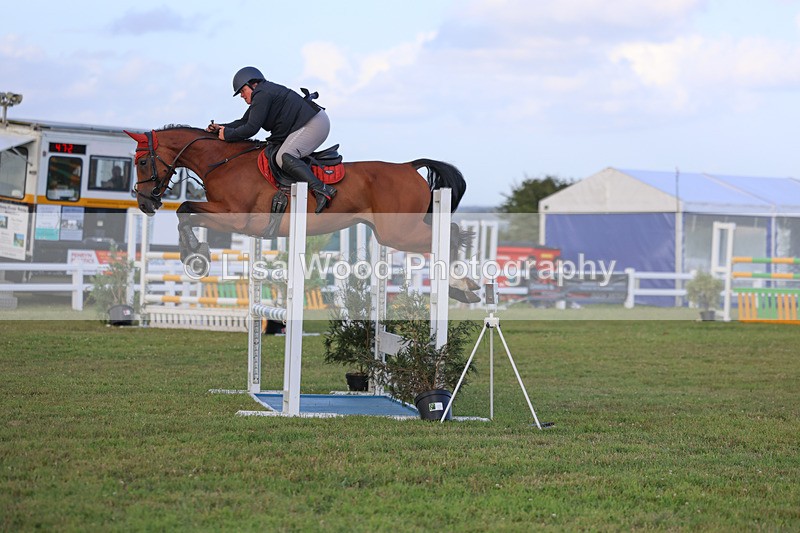 3E7A4892 - Class C1: Showjumping Senior Newcomers/1.10m open