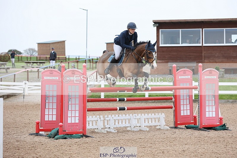 241101A-125155-01837 - FRI Cls 6 Foxhunter and 1.20m Open
