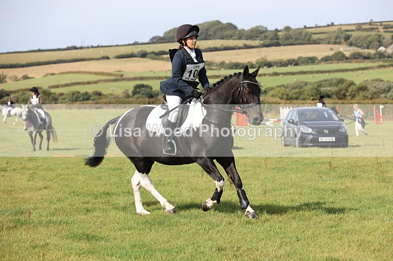 JPP_8300 - Class 1: Trebudannon Open: 70cm Showjumping