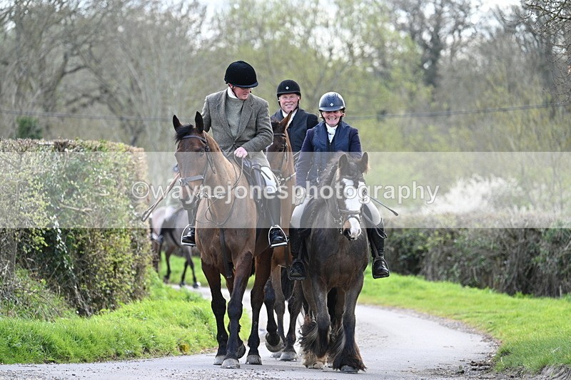 WJ7_9923 - Walk Home