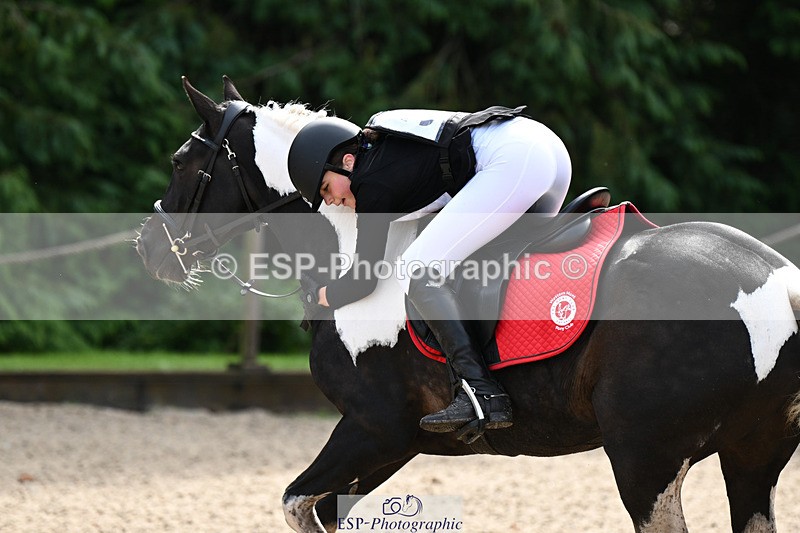 240824X-110756-25096 - 70cm Round 2 10.30 to 12.10