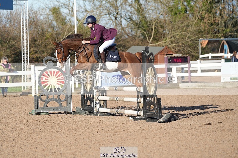 251130-104928-00994 - Cls 4 Pony Brit Nov & 80cm Open