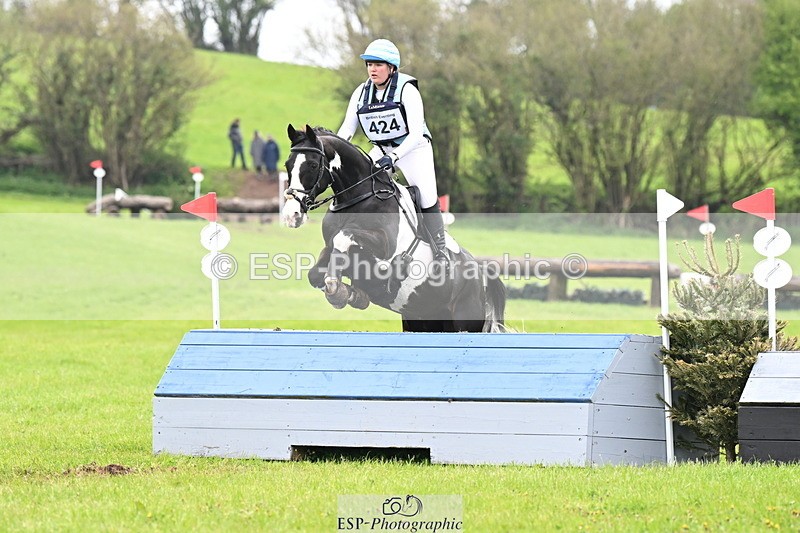 250419-130559-10498 - 424-Issy.Hollidge-CORBETT