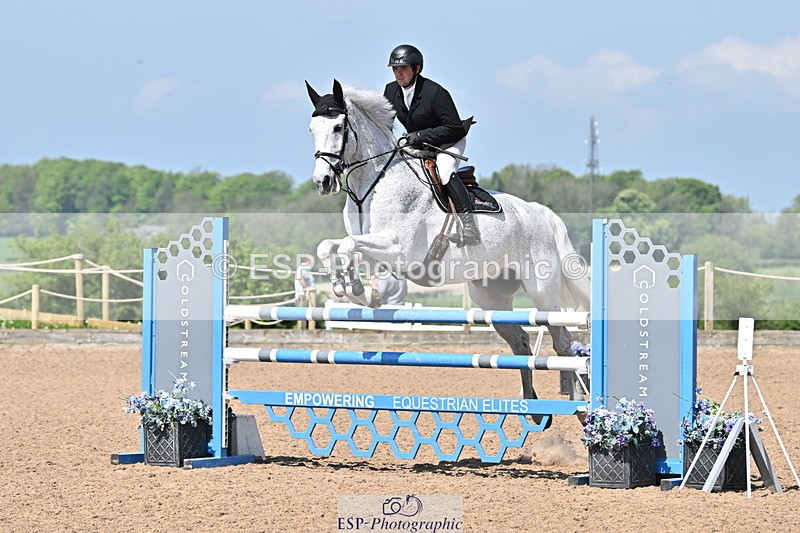 240509A-112134-01132 - Cls 9 Snr 1.20m Open