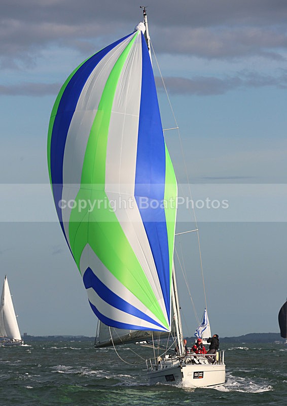 130601 GBR9519T WT7A7470 - ROUND THE ISLAND RACE - 1st June 2013