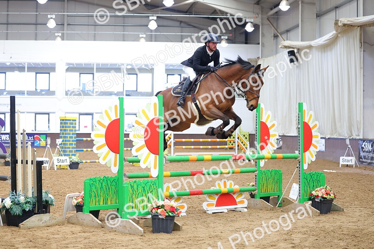 SBM_002943 - Class 8 - Senior Newcomers - 1.10m