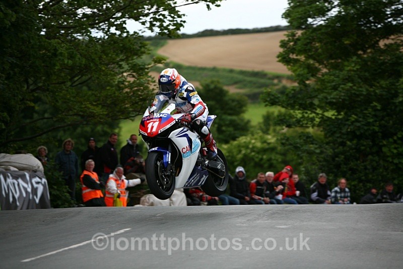  - Superstock Race