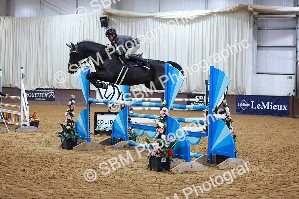 SBM_001883 - Class 5 - Senior Foxhunter - 1.20m