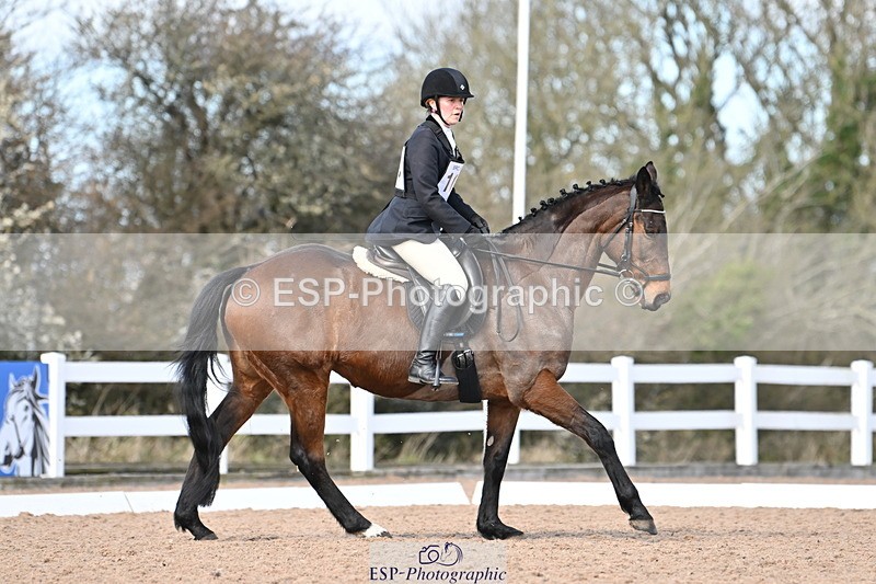 240324A-123806-02323 - Novice 28, 12.15 to 13.00