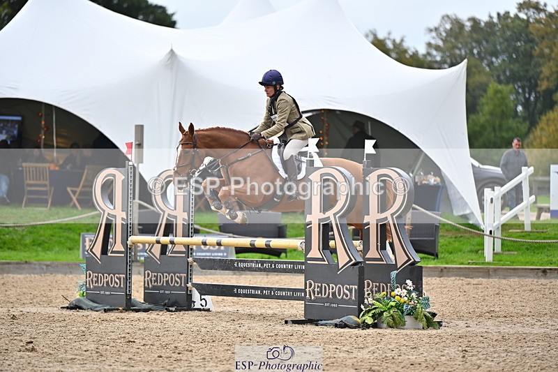 251026A-143410-25170 - G-579-Amy.Newton