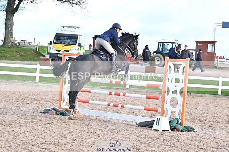 251119-134059-00495 - Cls 4 Newcomers and 1.10m Open