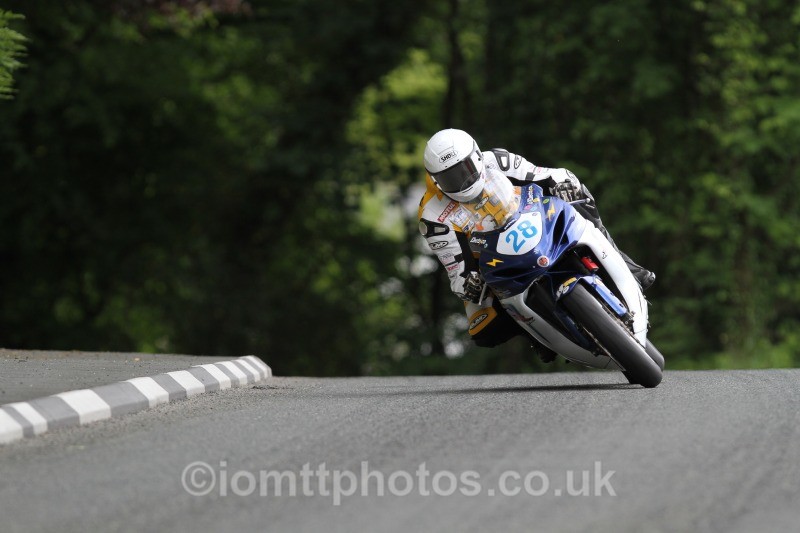 Ian Mackman Suzuki / Electrico - Monster Energy Supersport Race 1