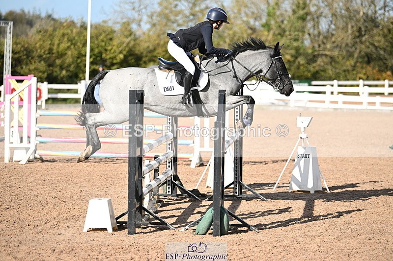 241026A-121957-00869 - SAT Cls 9 Pony Newcomers and 1m Open