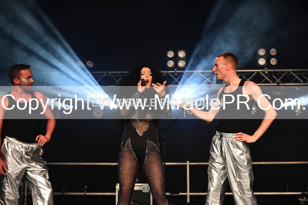 SH4_6268 - The Cher Experience