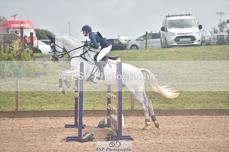 250831-090840-04997 - L-552-Tara.Moore