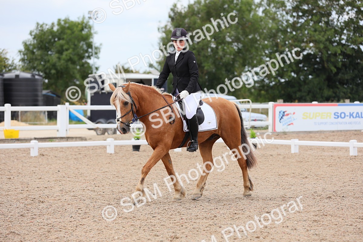 SBM_05737 - Class 32 Novice 1