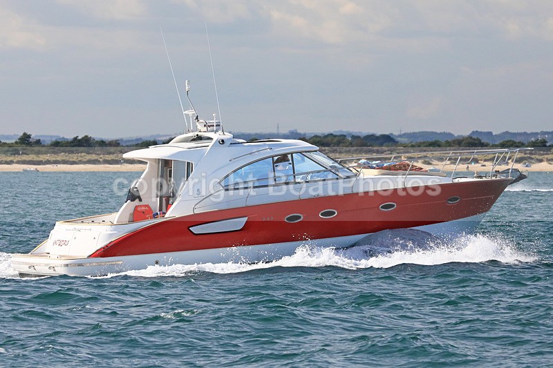 170813 KNOT 4 GIRLS 1Y3A5439 - Motorboats - Hardtop
