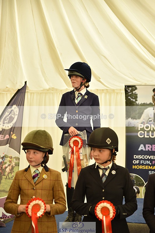 240824X-145302-30237 - D70 and 70cm SJ Presentations