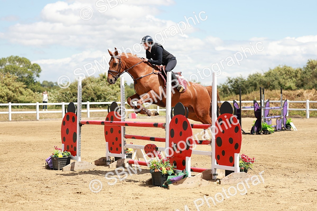 SBM_007365 - Class 3 - Senior Newcomers - 1.10m Open