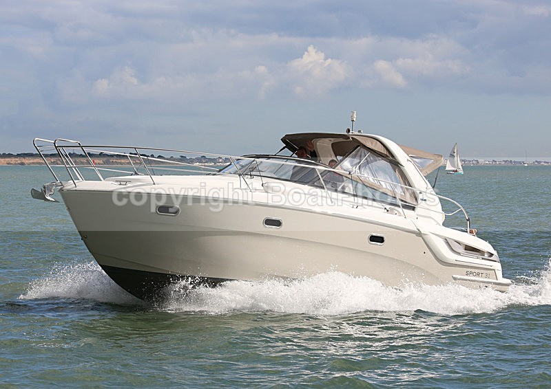131006 VEREVO BAVARIA SPORT 31 WT7A5922 - Motorboats - Open