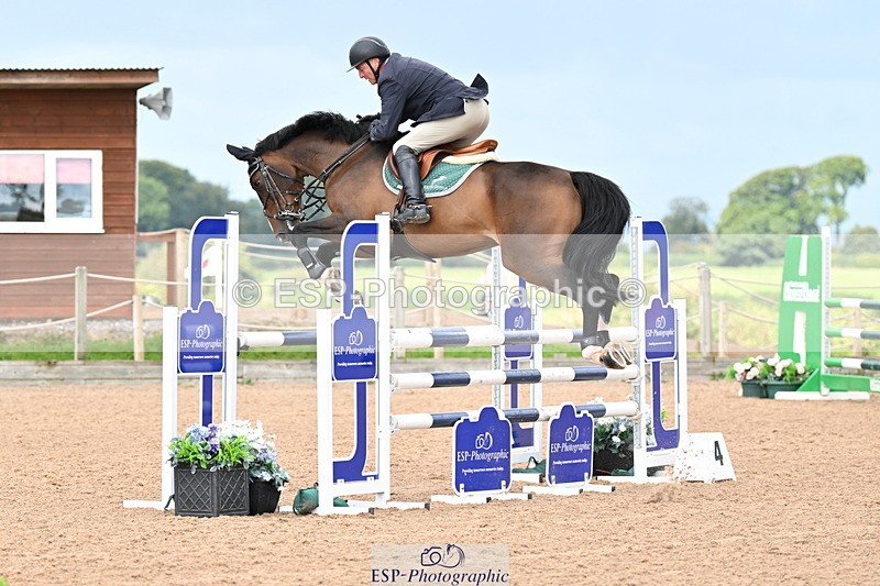 240912A-100332-00328 - Cls 1 Snr 1.05m & 1.10m Open