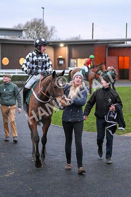 110124-Race 7-Freddy Robinson-3233 - Race 7