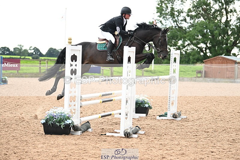 240727A-161425-06124 - Cls 16 Snr Foxhunter