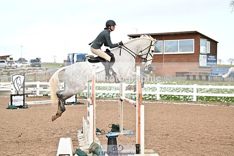 250111-133639-00455 - Cls 12 Newcomers and 1.10m Open