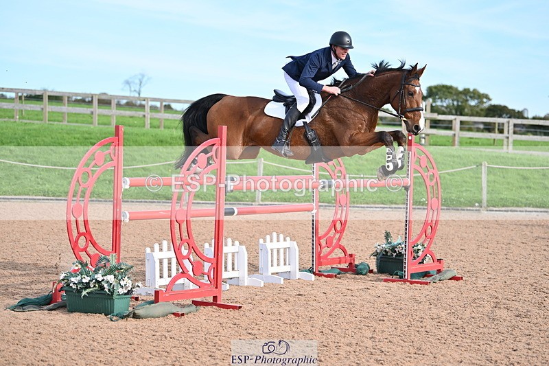 231015A-145119-08604 - Cls 31 Blue Chip B&C Jump Off and Presentations
