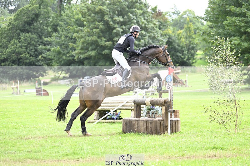 240804-122635-12601 - 320-Tom_Rowland-VICTOREMZ_MISSION