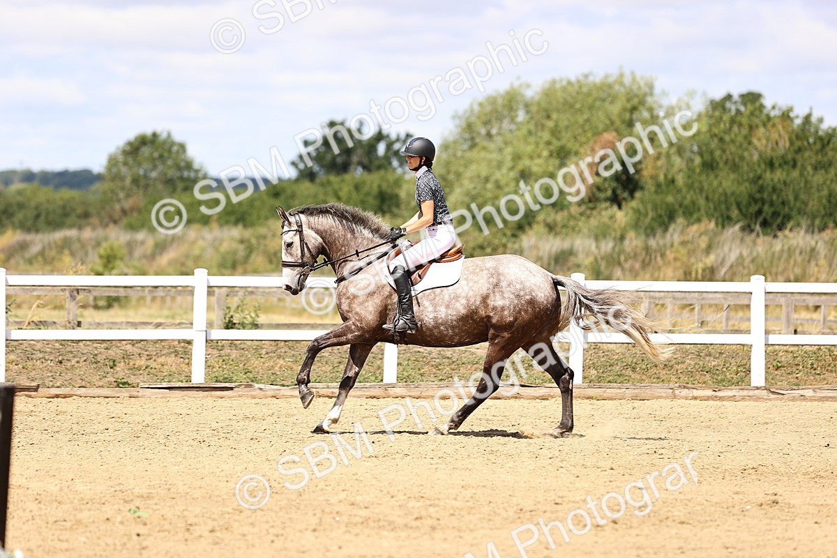 SBM_014001 - Class 14 - Senior Discovery - 1.00m Open