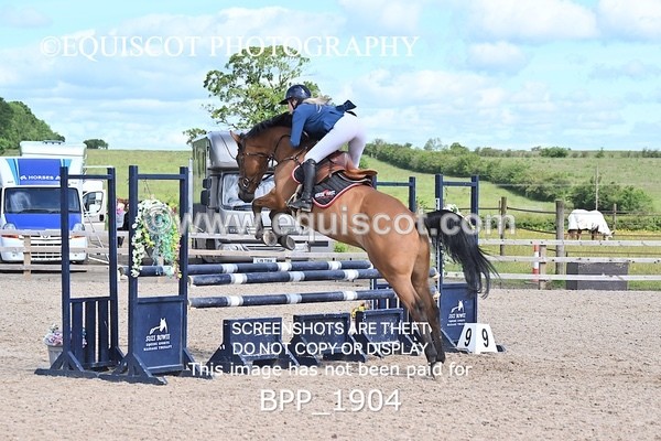 BPP_1904 - CLASS 18 SUN British Novice/ 90cm Open