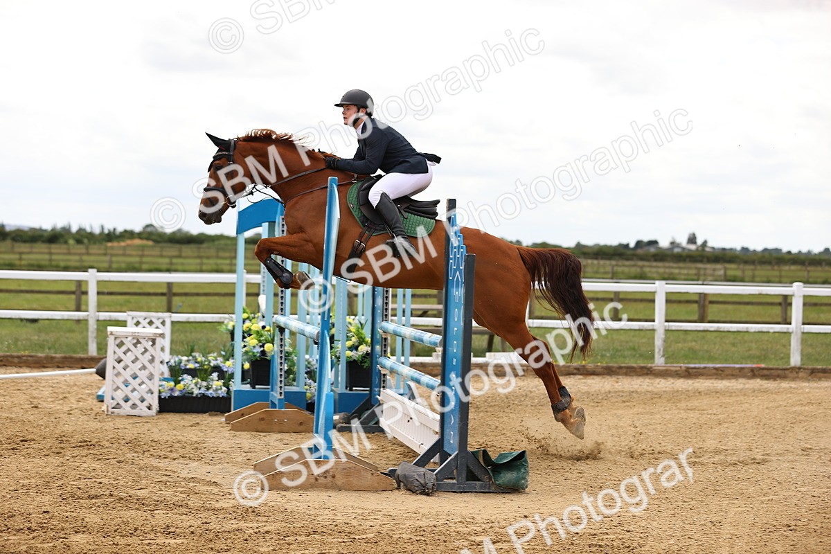 SBM_000482 - Class 4 - 1m showjumping
