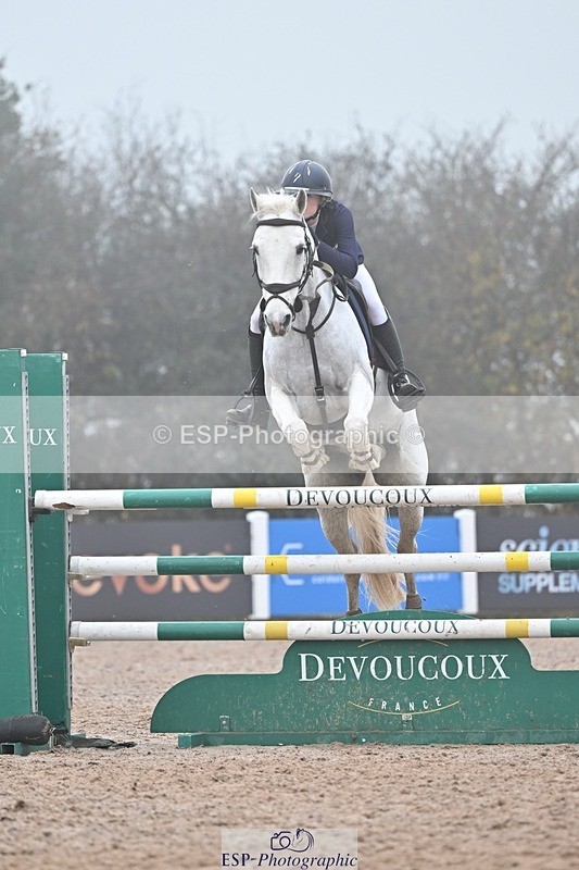 251115-131632-00910 - Cls 14+15 Junior 1.20m and 148cm