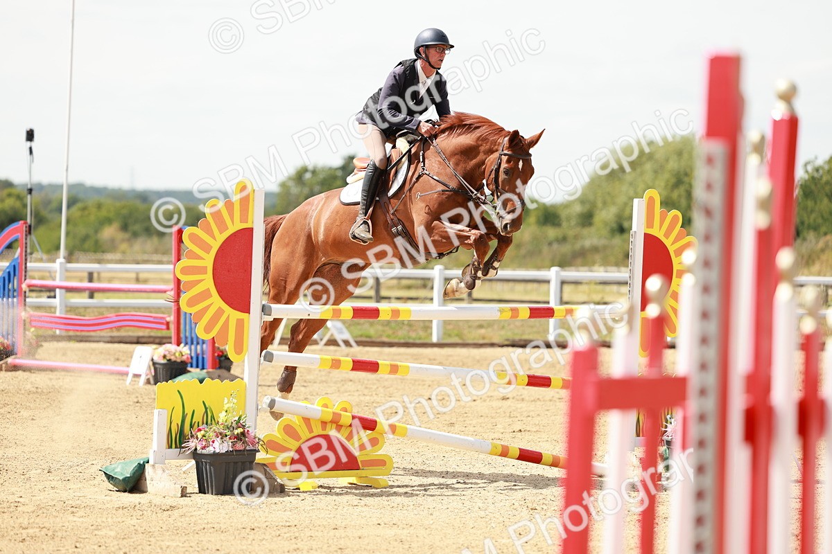 SBM_007885 - Class 4 - Senior Foxhunter - 1.20m Open