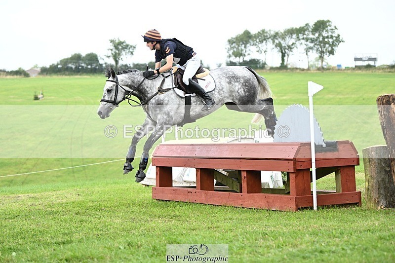 240831A-121233-02054 - 063-Max.Forster-SIXTIES.SCION.OF.CLOONISLE