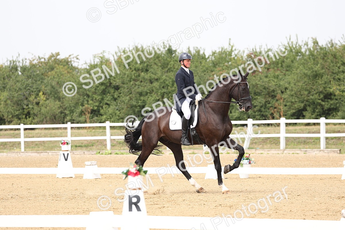 SBM_007143 - Class 9 - FEI INT I - 13.37-14.33