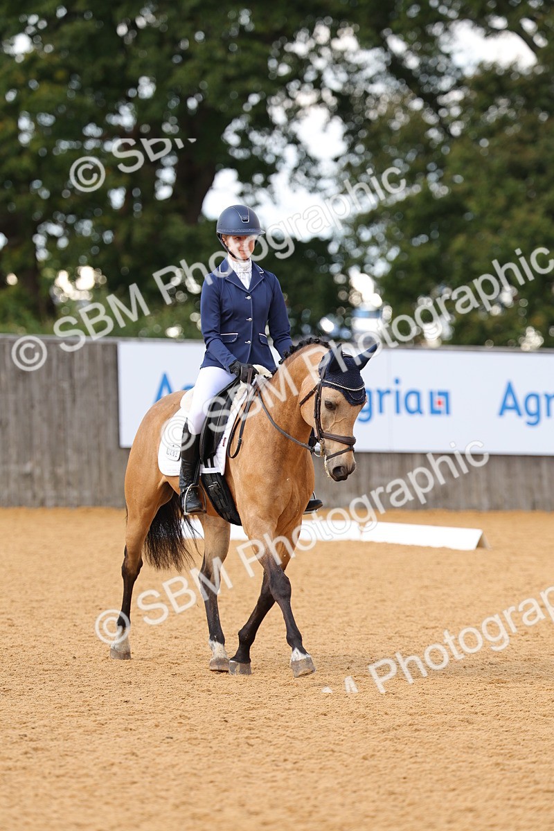 SBM_44128 - D22 - Junior Championship - Intro B
