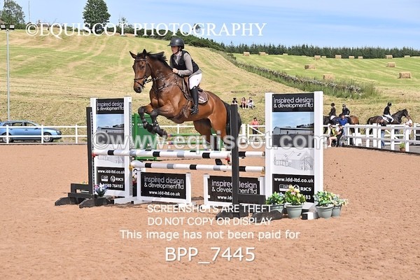 BPP_7445 - CLASS 15 FRI Senior 1.05m Open