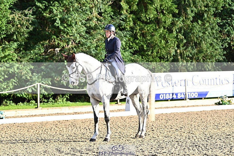 241023-161356-00882 - 014-Lizzie.Luxton-ST.TROPEZ